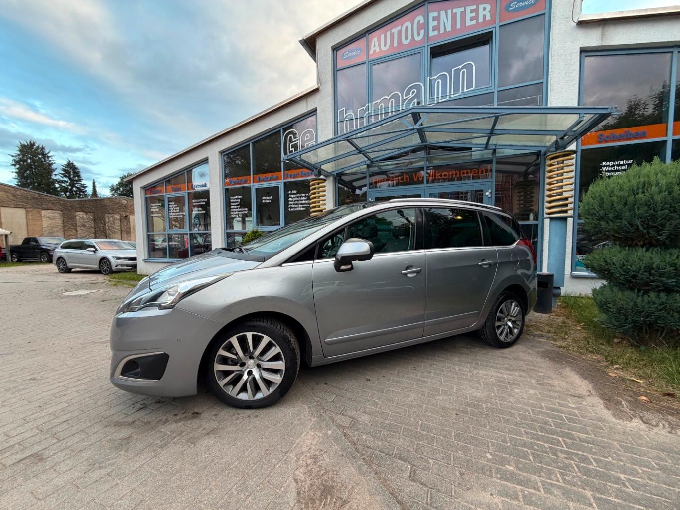 Peugeot 5008 SITZHEIZUNG LEDER AHK