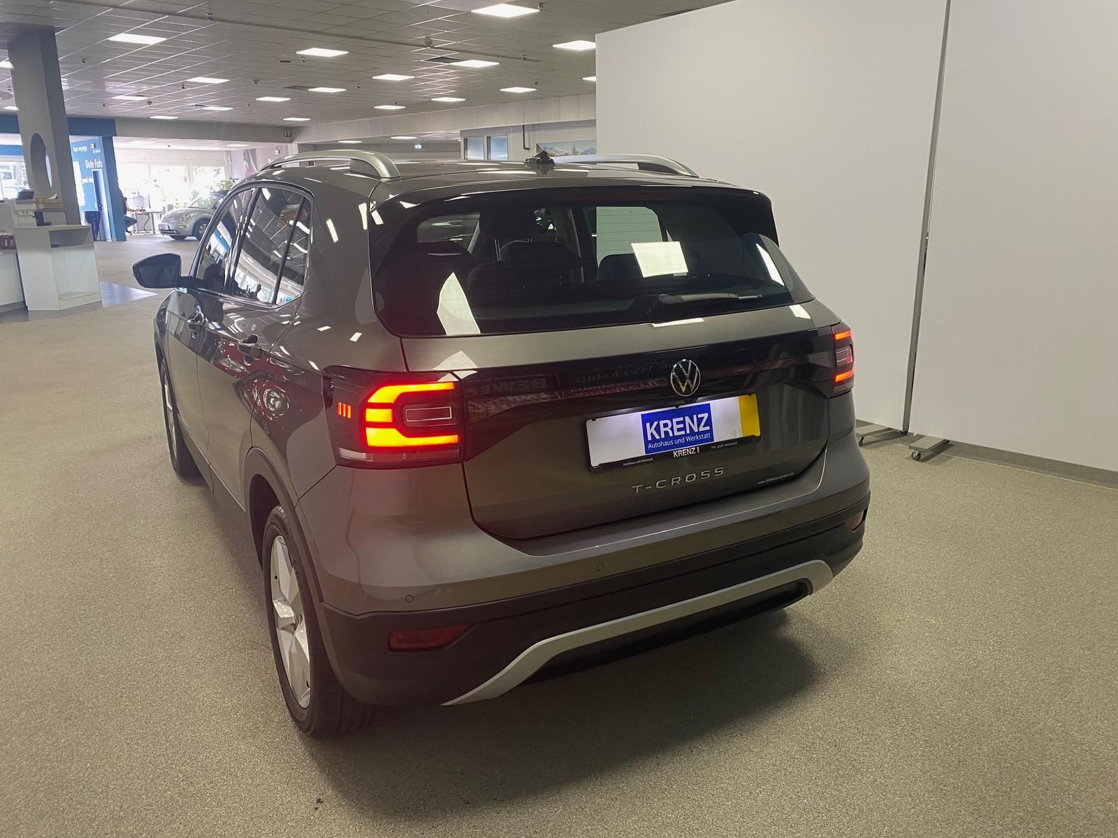 Fahrzeugabbildung Volkswagen T-Cross 1.0 TSI Style APP+KLIMA+ACC+RFK+PDC+NAVI