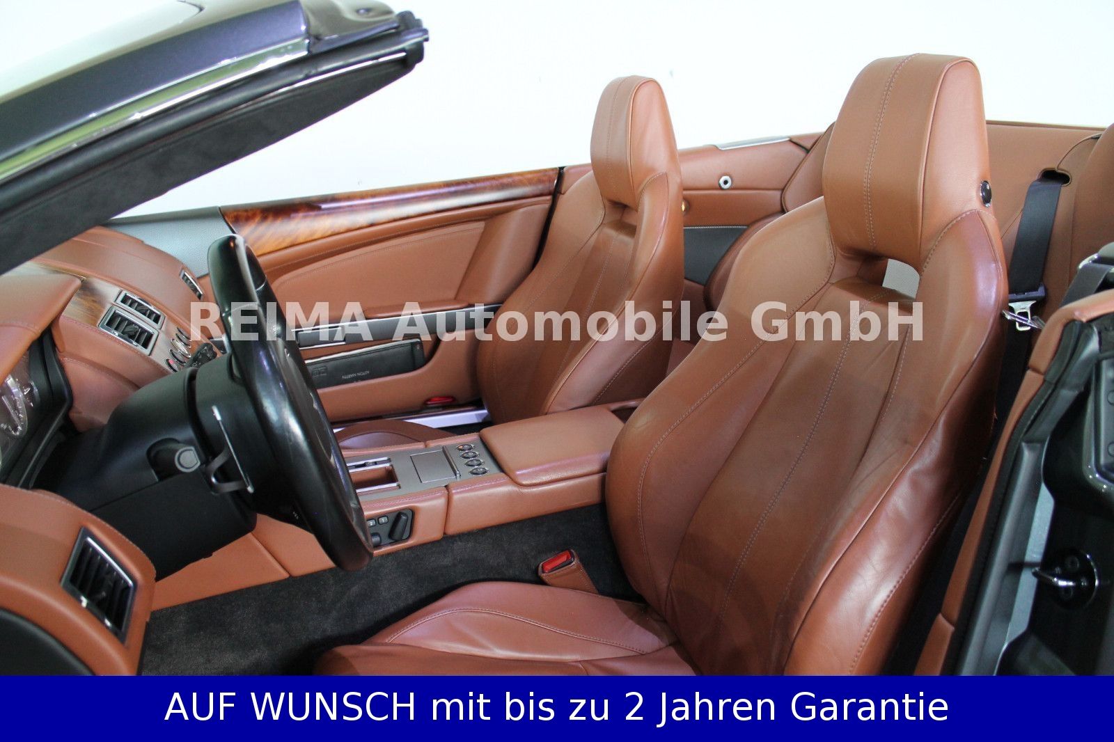 Fahrzeugabbildung Aston Martin DB9 Volante 5.9 i V12 Cabrio, Deut. Auslieferung
