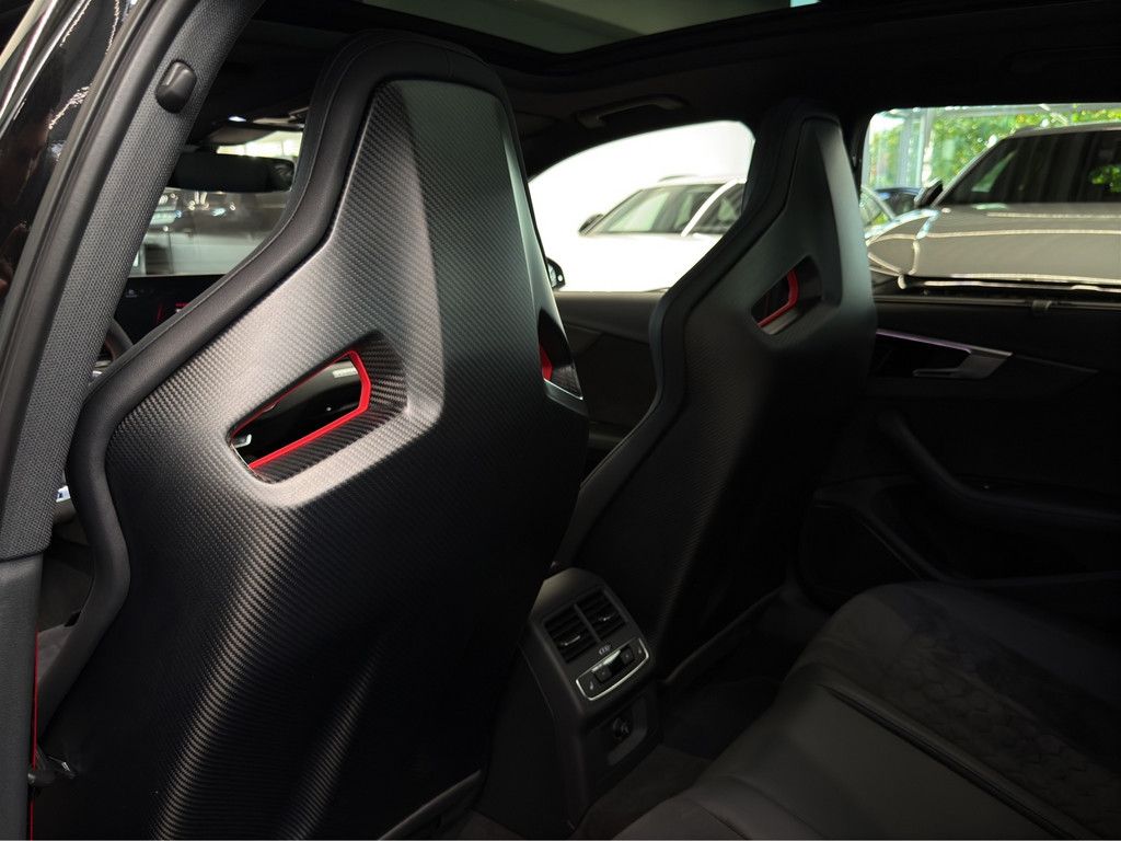 Audi RS4 - Bild 26
