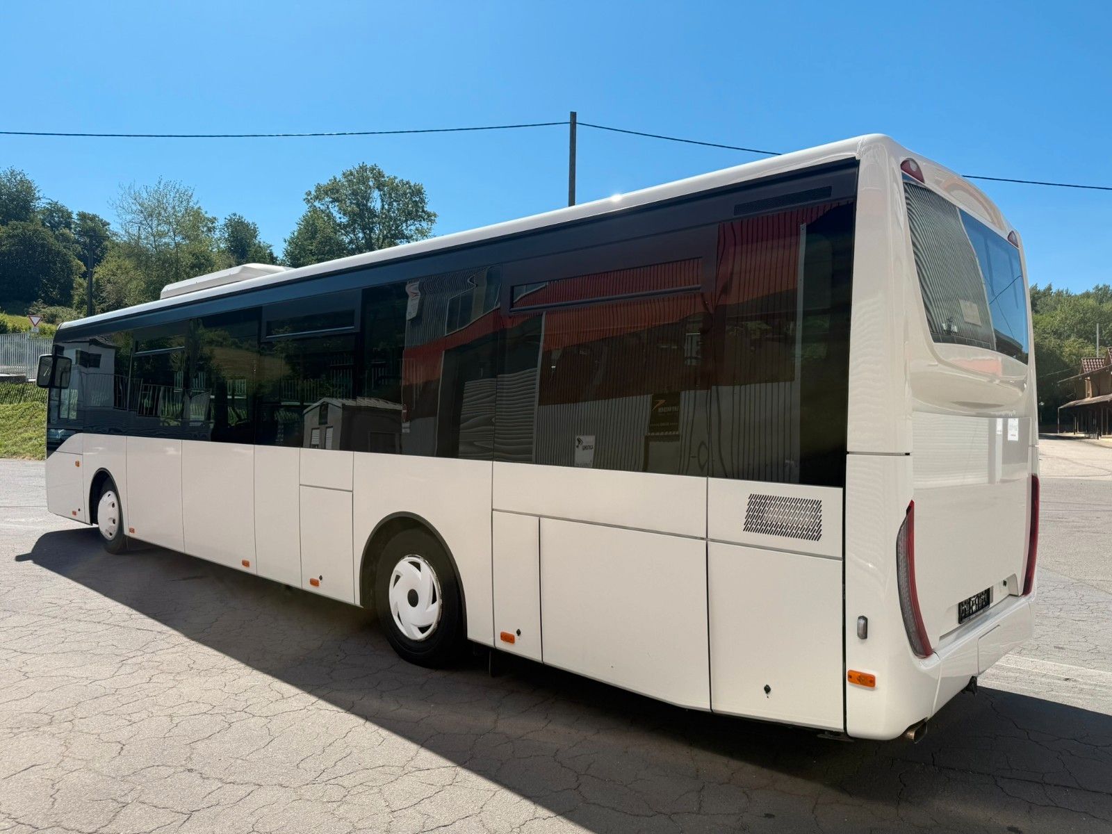 IVECO  2017 - Image 6 of 29