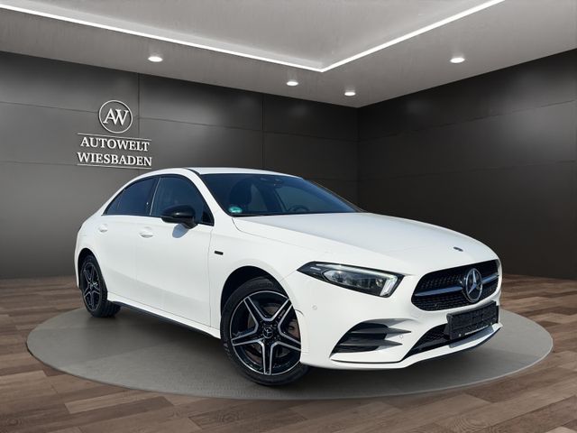 Mercedes-Benz A 250 e Edi 2020 I Multibeam I R.Cam I AMG| Limo