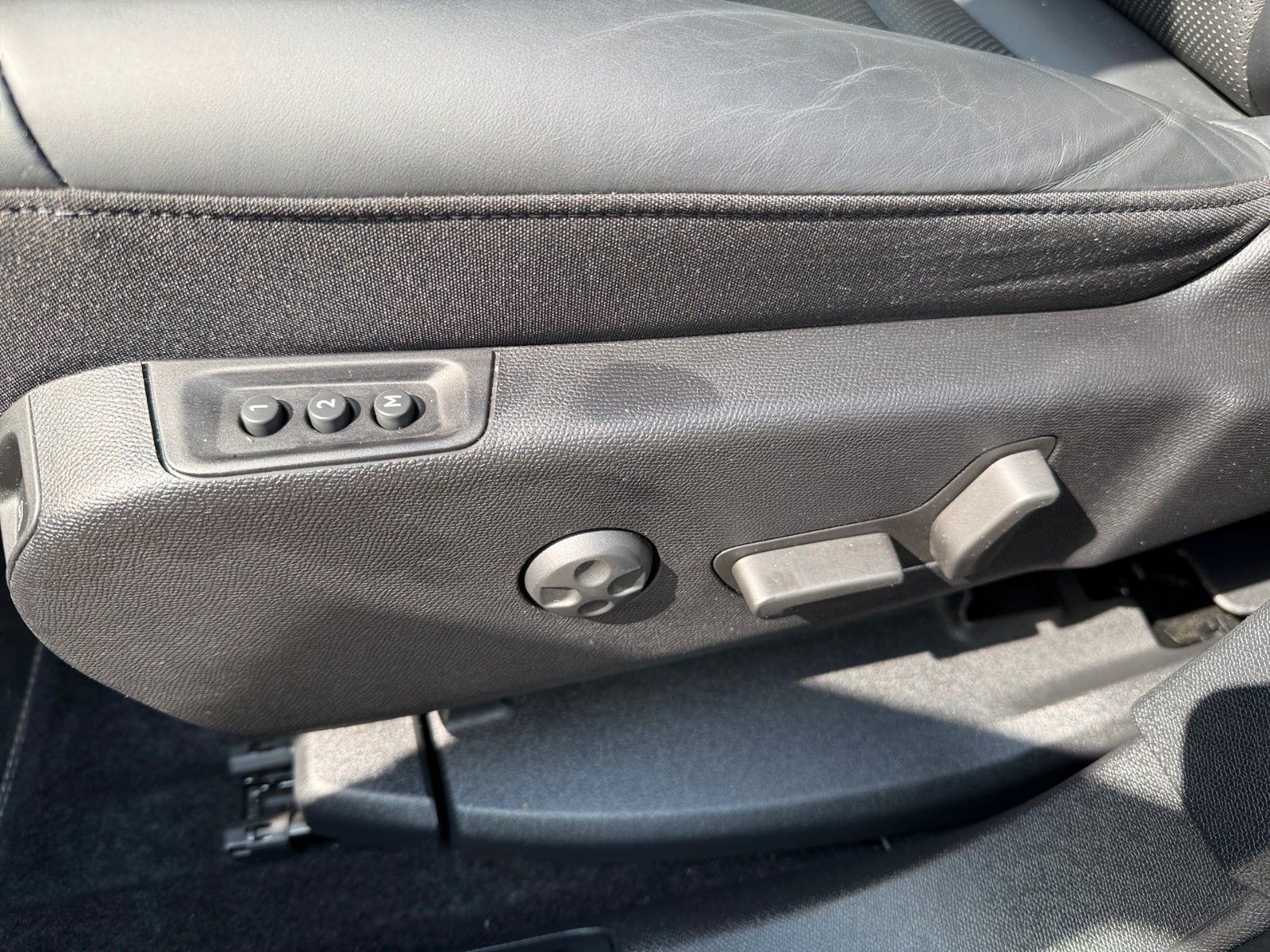 Fahrzeugabbildung Citroën C5 Aircross Plug-in Hybrid 225 e-EAT8 Max