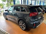 Kia Niro Spirit 1. Hand / Sitzbelüftung / Navigation - silberne Kia Niro