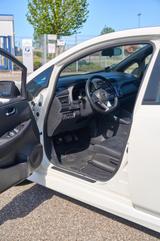 Nissan Leaf 150 PS 39KWH Acenta Acenta - gebrauchte Nissan Leaf aus dem Jahr 2021