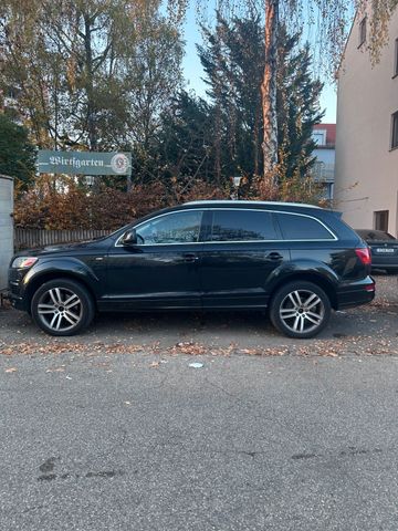 Audi Q7 3.0 TDI  QUATTRO Sline 7 Sitzer