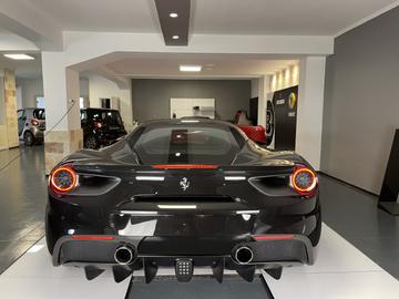 صورة 6 لـ 2016 Ferrari 488 GTB