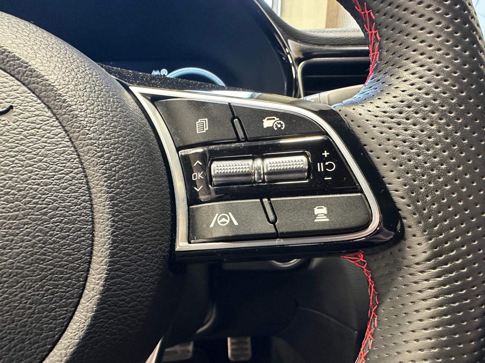 Kia ProCee'd 1.6 T-GDI DCT GT Fugel Sport Bastuck