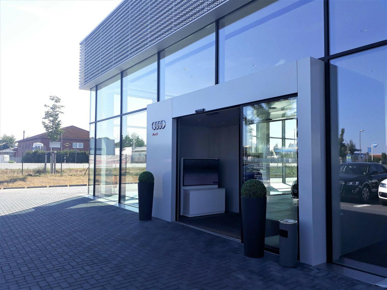showroom-image-main