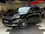 Jeep Grand Cherokee Summit Reserve Plug-In-Hybrid 4xe - Jeep Grand Cherokee mit Hybrid-Antrieb: Automatik