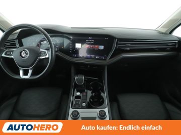 Volkswagen Touareg - 12