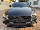 Mercedes-Benz E 400 d 4MATIC T Autom.*AMG*Black-Line* - Mercedes-Benz E 400 in Magdeburg