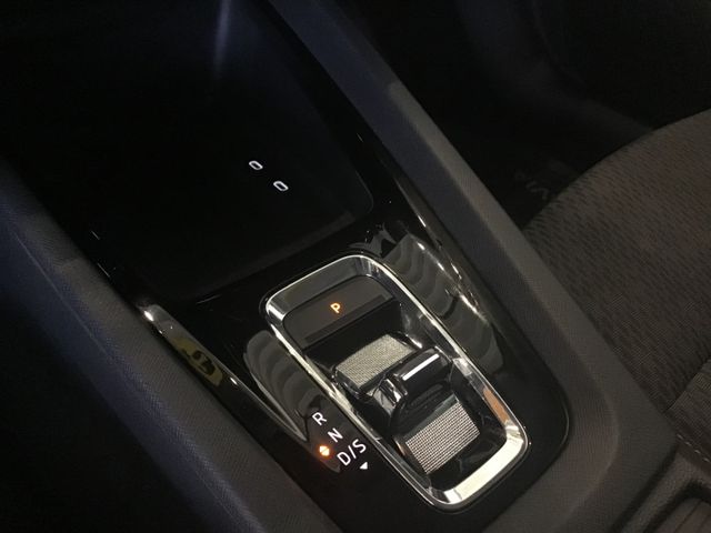 Fahrzeugabbildung Skoda Octavia Style 2.0 TDI Combi DSG/Navi/ACC/AHK/HUD