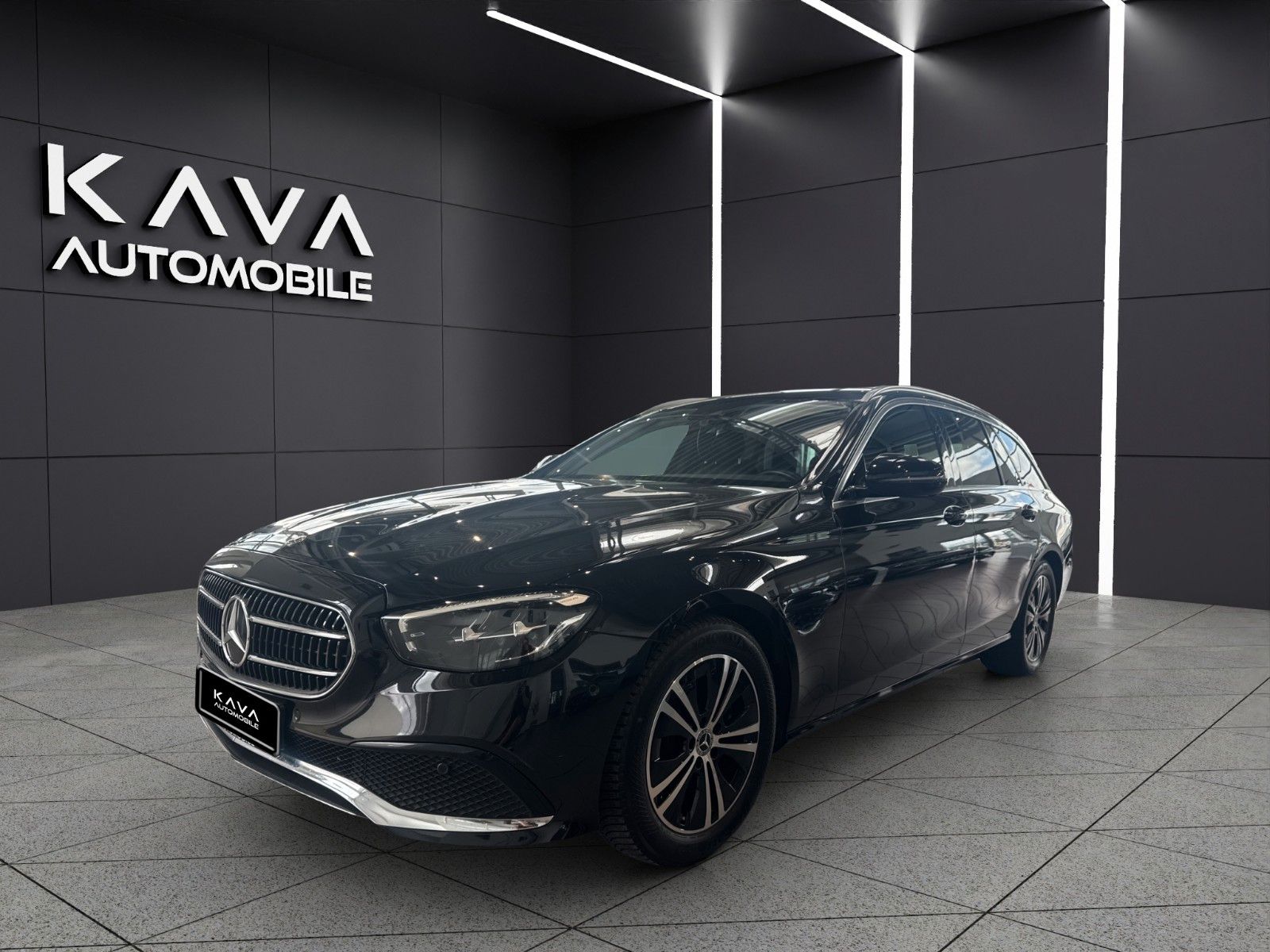 MERCEDES-BENZ E 200 im Fahrzeugbestand von Kava Automobile