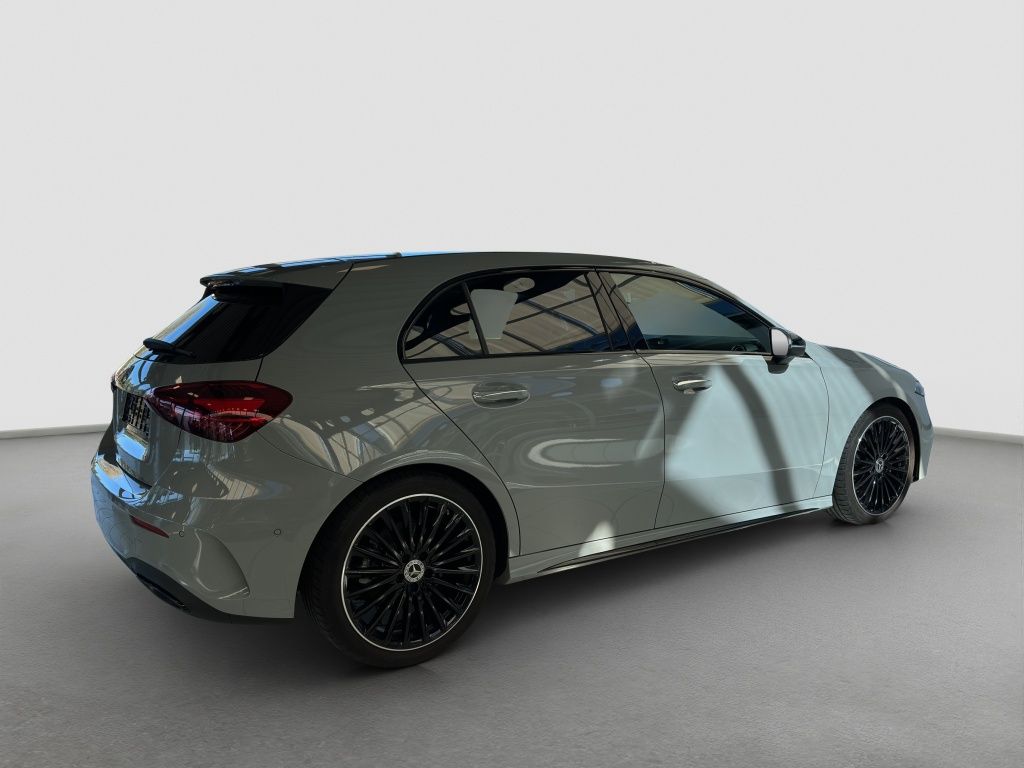 Fahrzeugabbildung Mercedes-Benz A 200 AMG Line*Night Paket*Kamera*KEYLESS-GO