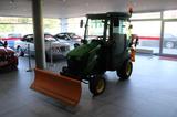 John Deere 1026R TRAKTOR WINTERDIENST SCHNEESCHILD&STREUER - Angebote entsprechen deinen Suchkriterien
