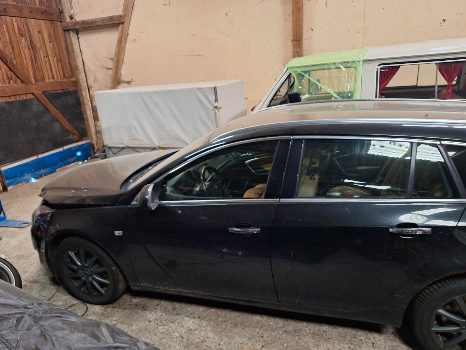 Opel Insignia 2013 — photo 10