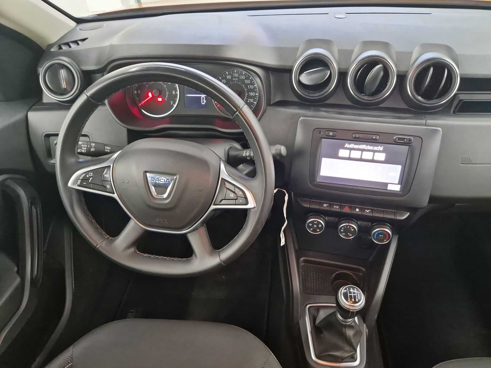 DACIA Duster 1.0 TCe 100 LPG Comfort 2WD – Bild 15