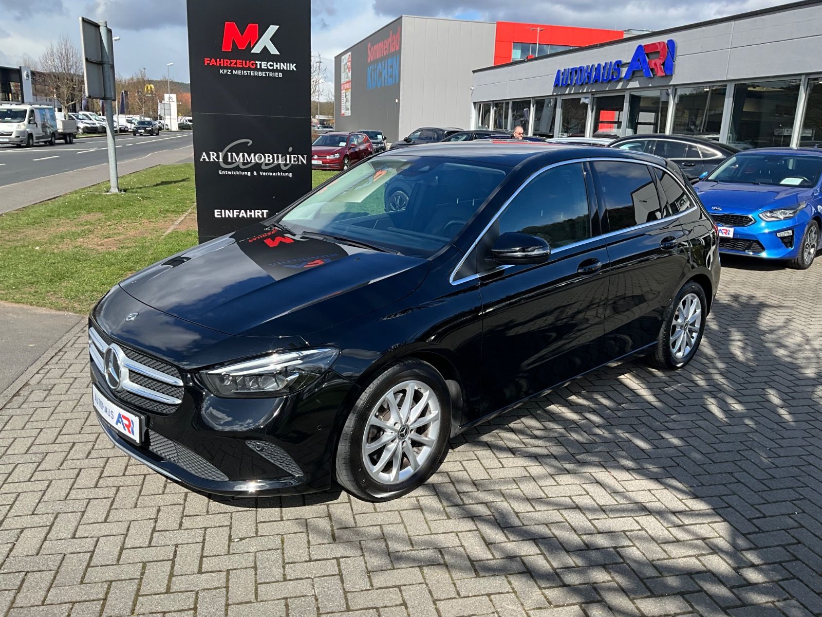 MERCEDES-BENZ B 220d 4Matic Automatik