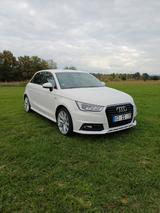 Audi A1 Sportback 1.0 TFSI / 95 PS / unfallfrei - Audi A1 in Kassel