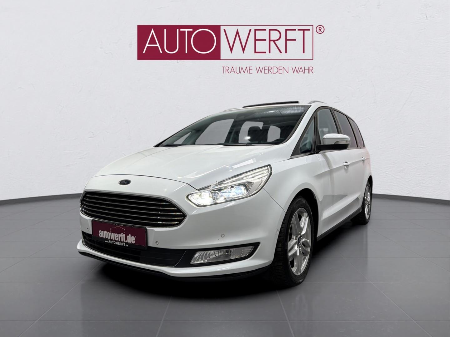 Ford Galaxy TITANIUM 7 SITZER PANO AHK LEDER NAVI XEN