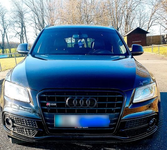 AUDI Audi Q5 3.0TFSI  Quattro  S-Line