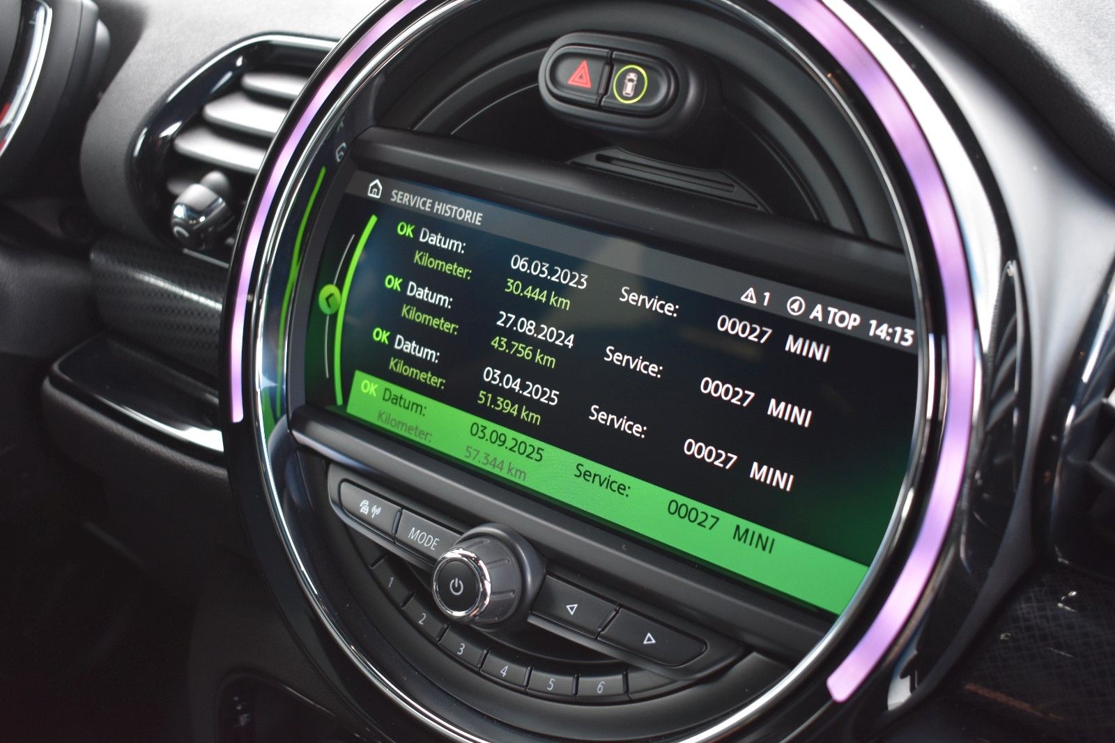 Fahrzeugabbildung MINI Cooper SD Clubman H&K HUD Panorama ACC Leder AHK