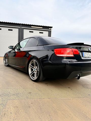 BMW E93 335i