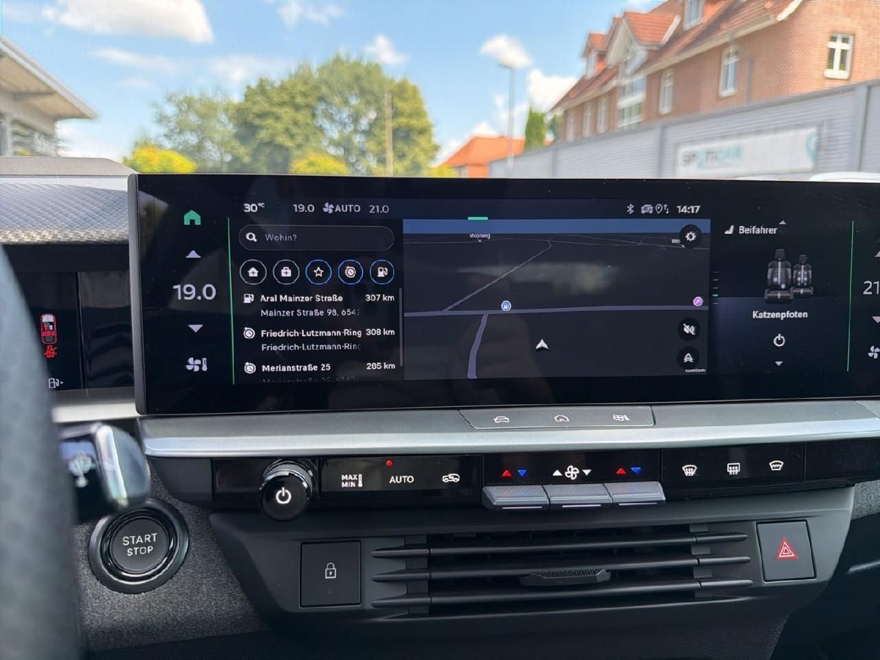 Fahrzeugabbildung Opel Grandland 1.2 48V Mild-Hybrid 107 kW GS, AT