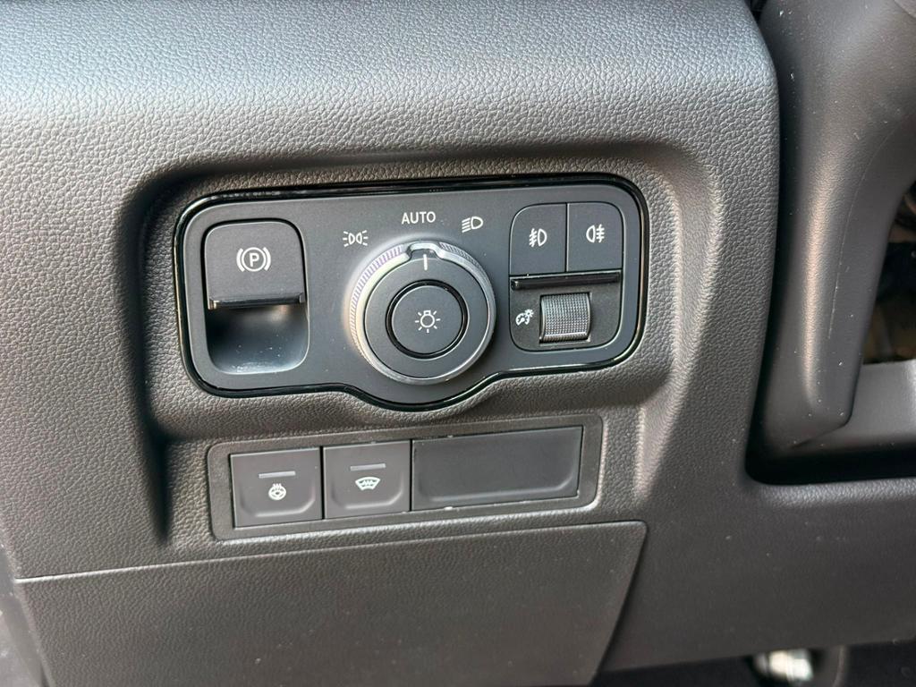 Mercedes-Benz T 180 d PROGRESSIVE STANDARD LED KAMERA KLIMA
