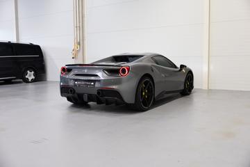 صورة 10 لـ 2016 Ferrari 488 SPIDER
