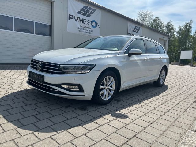 VW Passat Variant 2.0 TDI SCR DSG Business Vari...