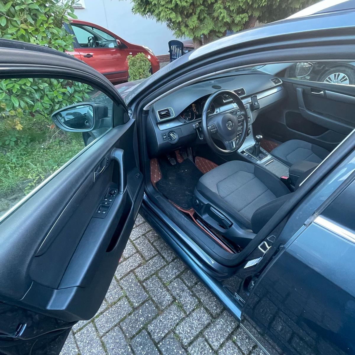 Volkswagen Passat 2011 — photo 6