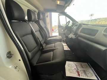 Renault Trafic - 8