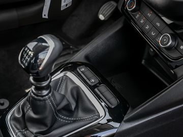 Opel Corsa F 1.2 Edition CarPlay Spurhalteassi. LED