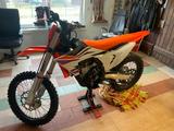 KTM SX-F  - RALLYE VON 126 BIS 250 CCM