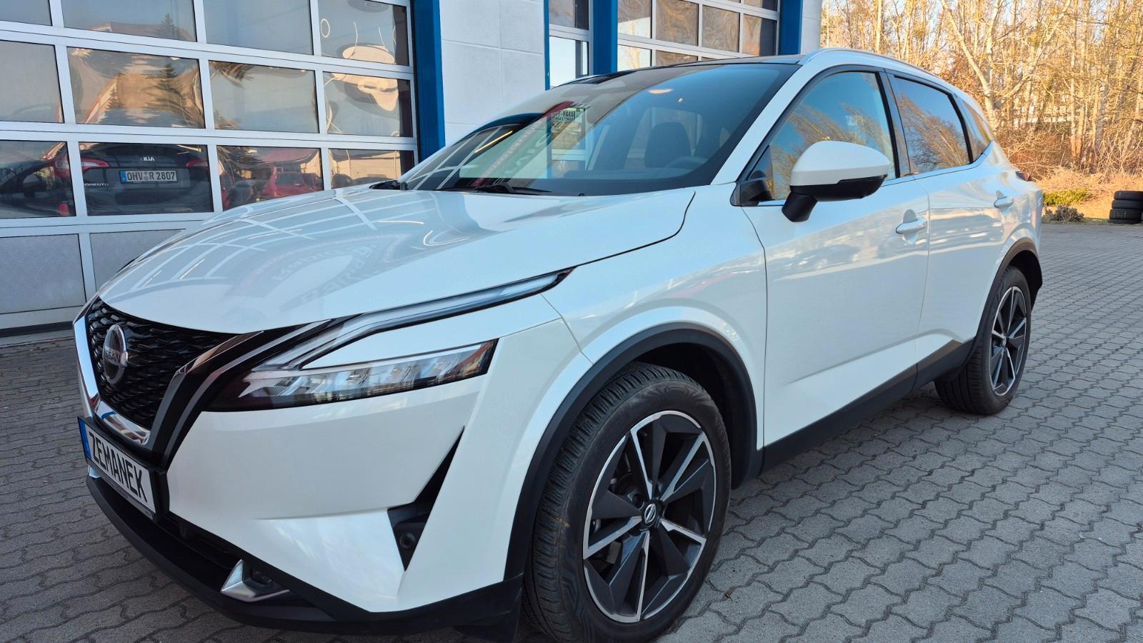 Nissan Qashqai 1.3 DIG-T Tekna+ Panorama Bose Allwetter
