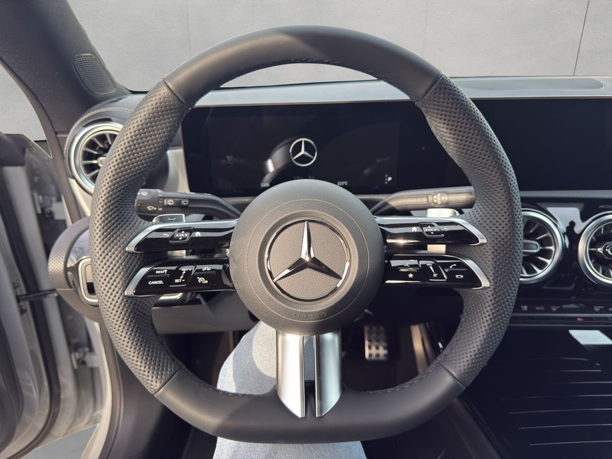 Mercedes-Benz CLA 200 d Shooting Brake AMG Special Edition AHK foto 11