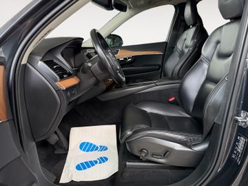 Volvo XC90 - 9