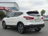 Nissan Qashqai 1.3 N-Connecta Navi Kamera Sitzheizung - Nissan Qashqai mit Benzin-Antrieb