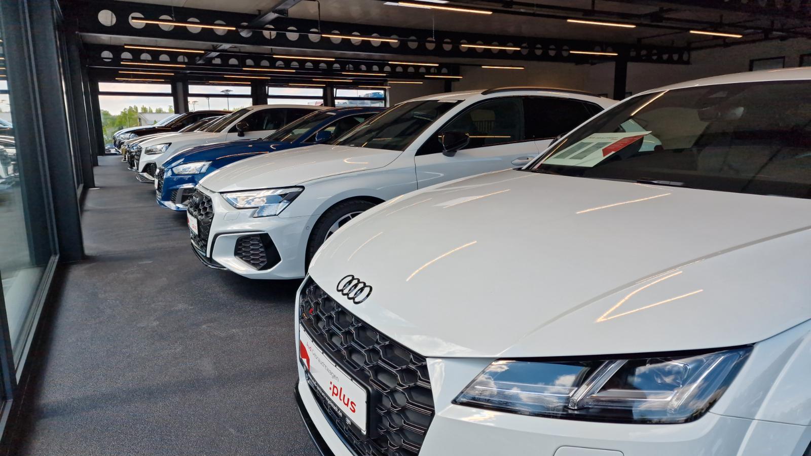 showroom-image-bottom