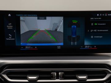 Fahrzeugabbildung BMW 330e Tour M Sport Komfortzugang Kamera 18"M LMR
