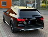 Audi A4 Allroad 45 TFSI S tronic quattro  - Audi A4 Allroad mit Benzin-Antrieb: mit Android Auto, Kombi