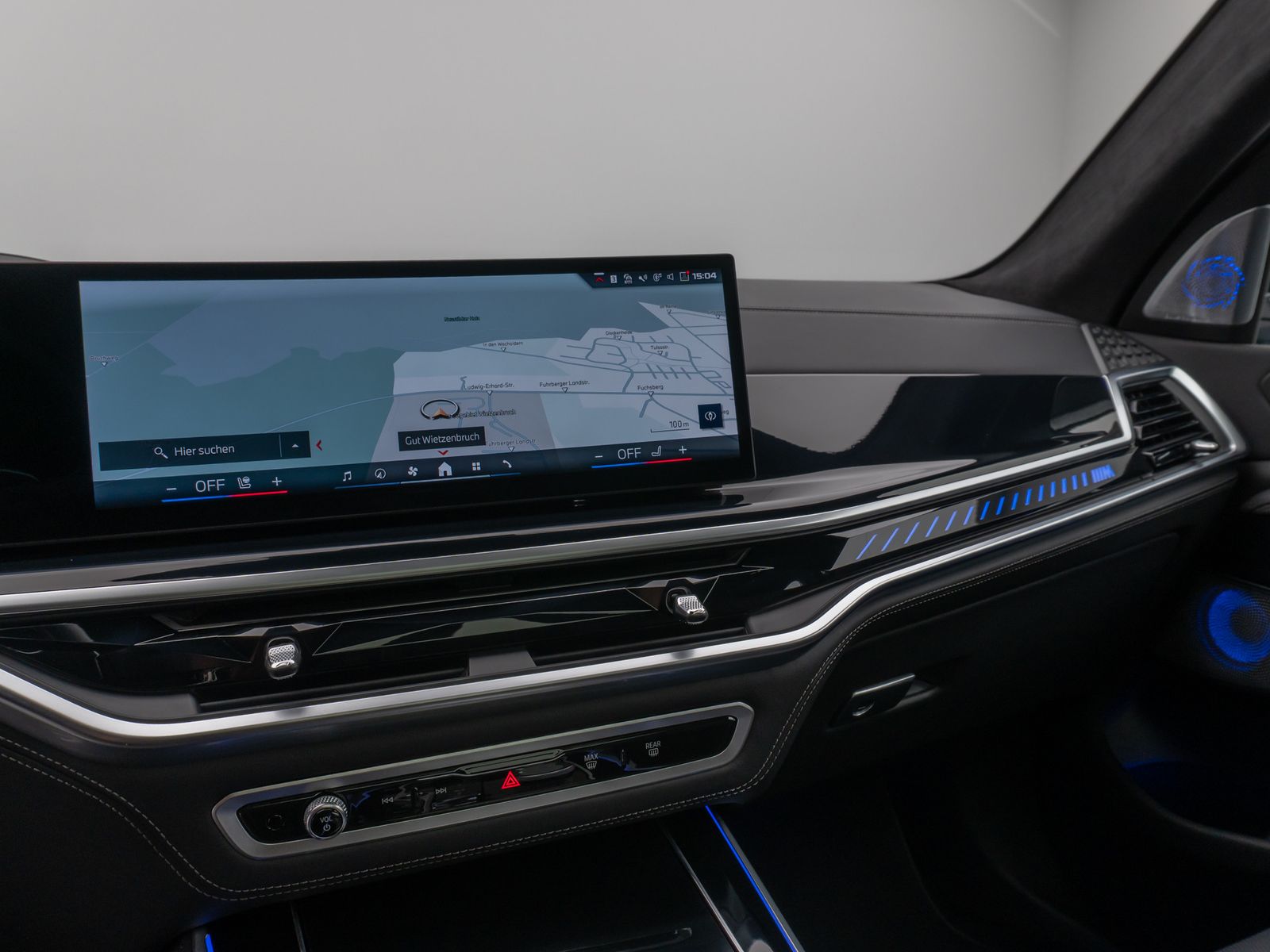 Fahrzeugabbildung BMW X5 M60i Panorama 360° B&W SoftCL Massage 22Zoll