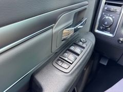 Fahrzeugabbildung Dodge RAM 1500 CrewCab SLT Night Navi SHZ LPG U.-Frei