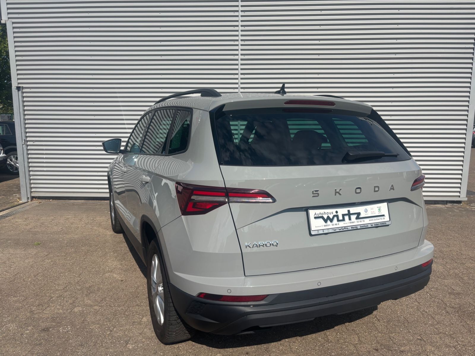 Fahrzeugabbildung SKODA Karoq Selection 1.5TSI