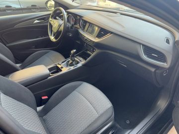 Opel Insignia - 12
