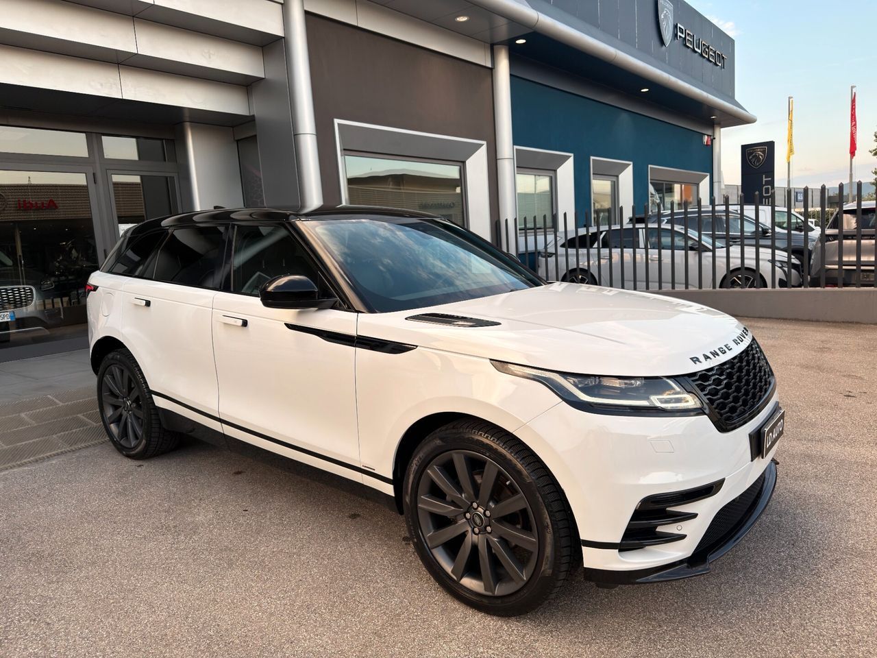 Land-Rover Land Rover Range Velar 2.0D I4 240 CV R-Dynamic