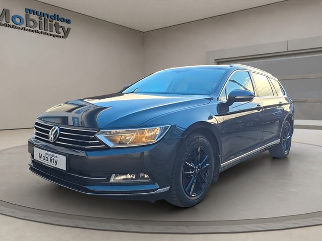 Volkswagen Passat Variant Highline AHK SHZ Standheizung PDC