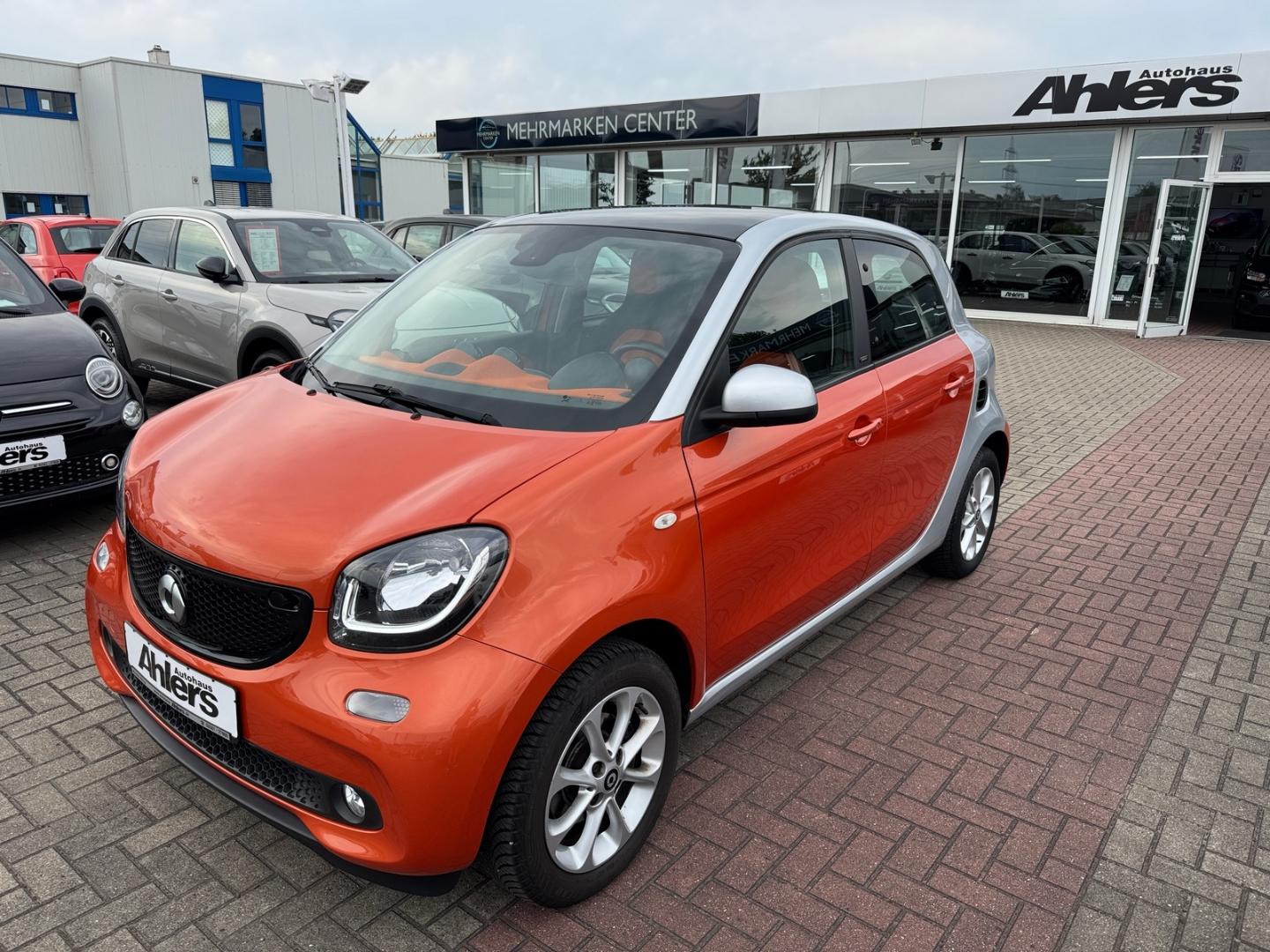 Smart forfour passion+PANO+ALLWETTER+SHZ+KLIMAAUTO+BLU